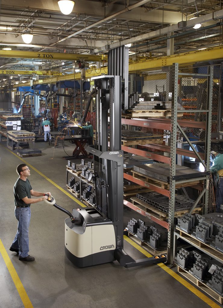 SH 5500 Series | Walkie Stacker | NorthWest Handling System